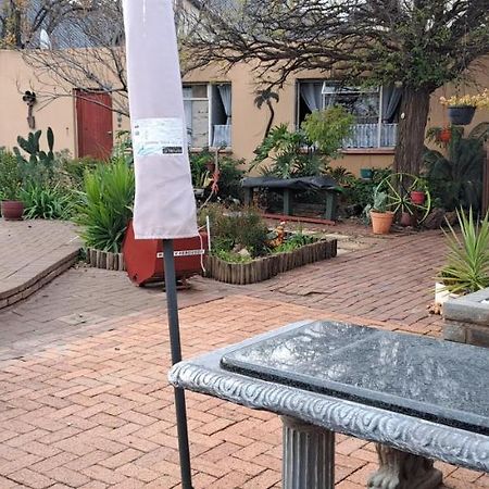 The Cottage Unit Bloemfontein Ngoại thất bức ảnh